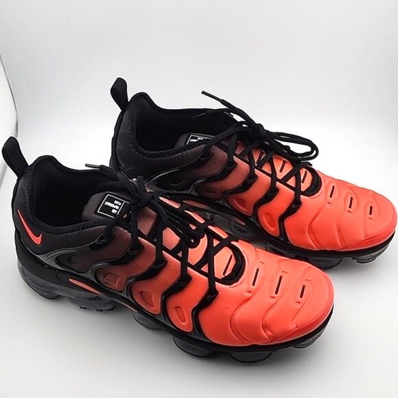 Nike Air Vapormax Plus Bright Crimson - Picture 1 of 8